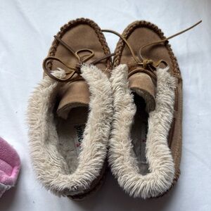Minnetonka Tan Moccasins with Faux Fur
